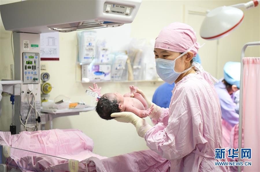 （新華全媒頭條&middot;圖文互動）（5）&ldquo;我看不見你的樣子，但我知道你是誰&rdquo;&mdash;&mdash;寫在國際護士節(jié)來臨之際