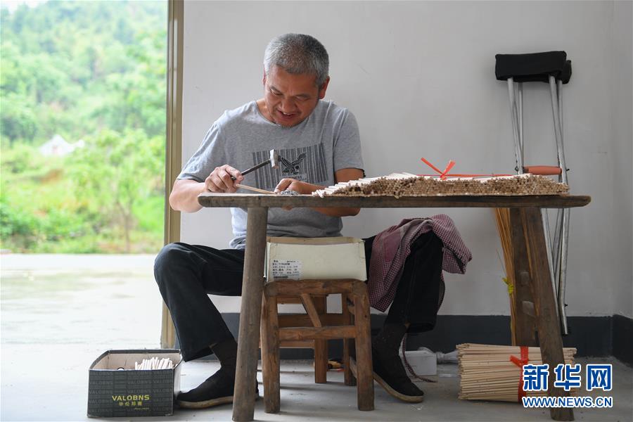 （決戰(zhàn)決勝脫貧攻堅(jiān)&middot;圖文互動(dòng)）（5）老手藝撐起&ldquo;脫貧傘&rdquo;