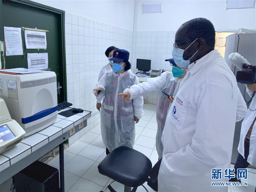 （新華全媒頭條&middot;圖文互動）（13）&ldquo;始終把人民群眾生命安全和身體健康放在第一位&rdquo;&mdash;&mdash;中國抗疫彰顯&ldquo;生命至上、人民至上&rdquo;理念