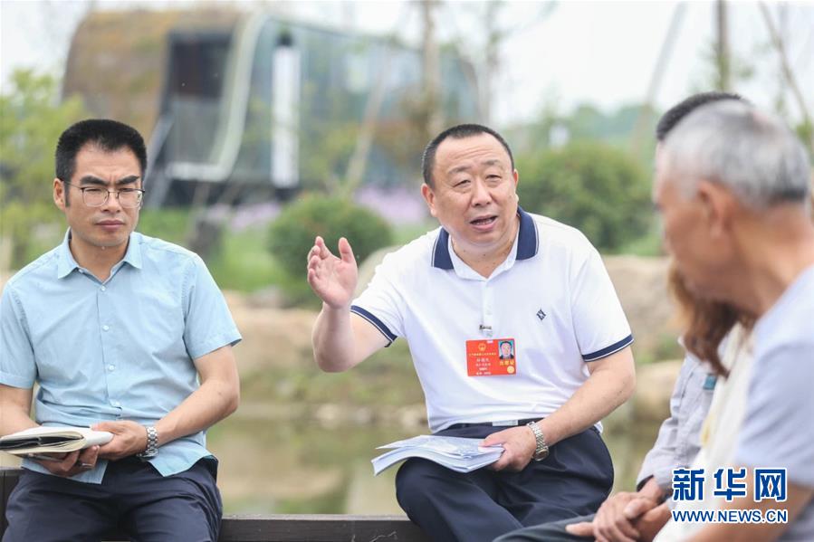 （新華全媒頭條&middot;兩會(huì)精神看落實(shí)&middot;圖文互動(dòng)）（2）整體謀劃、系統(tǒng)升級、全面提升&mdash;&mdash;落實(shí)全國兩會(huì)精神織牢織密公共衛(wèi)生防護(hù)網(wǎng)