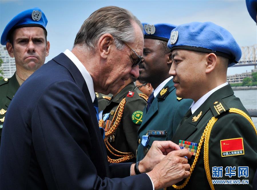 （新華全媒頭條&middot;圖文互動）（16）崢嶸歲月30年 中國藍(lán)盔衛(wèi)和平