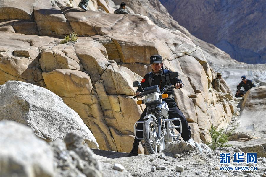 （新華全媒頭條&middot;圖文互動）（12）飛吧，&ldquo;帕米爾雄鷹&rdquo;！