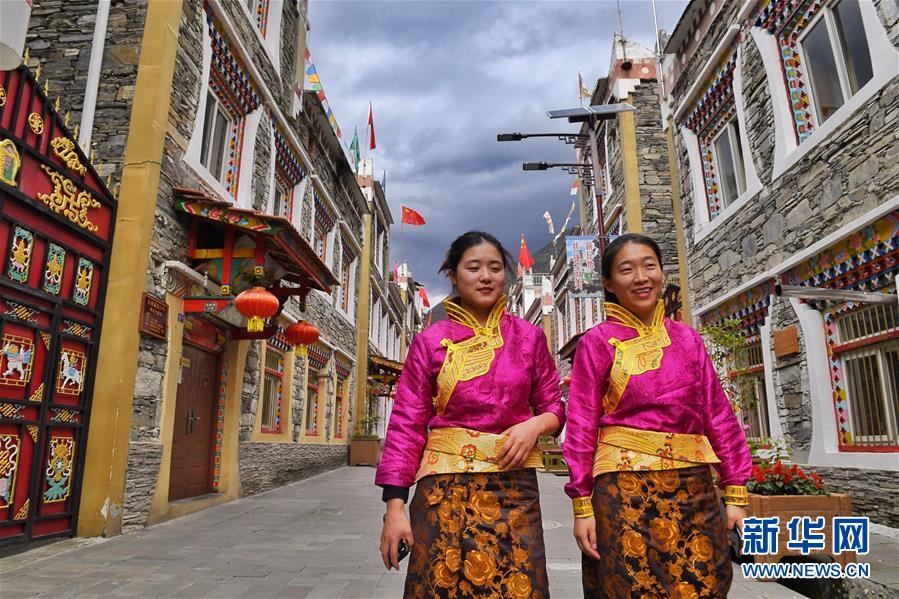 (圖文互動)(5)雪山草地展新貌——四川阿壩州脫貧奔小康紀實