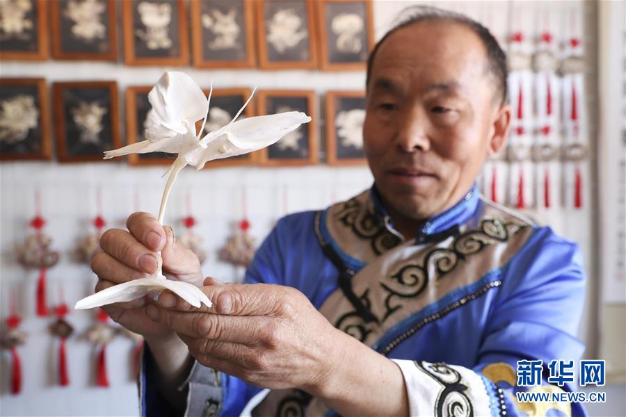 （新華全媒頭條&middot;走向我們的小康生活&middot;圖文互動(dòng)）（10）迎著東升的紅日&mdash;&mdash;走向小康之路的赫哲族