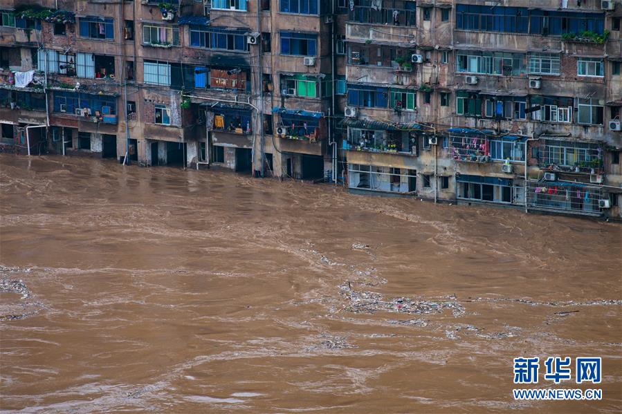 (新華視界)(3)重慶綦江洪峰過境