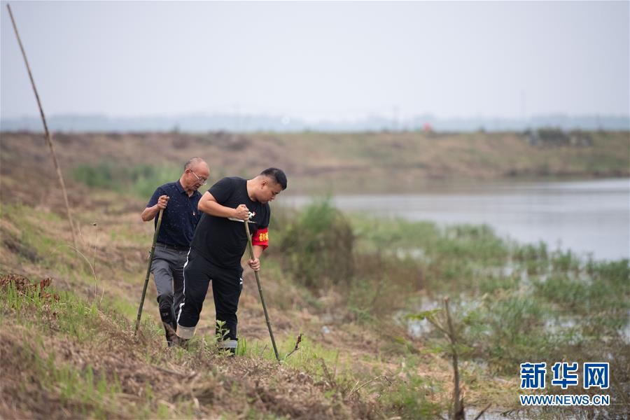 （防汛抗洪&middot;圖文互動(dòng)）（1）在大堤上成長(zhǎng)，為人民守護(hù)&mdash;&mdash;洪水中的青年&ldquo;生力軍&rdquo;