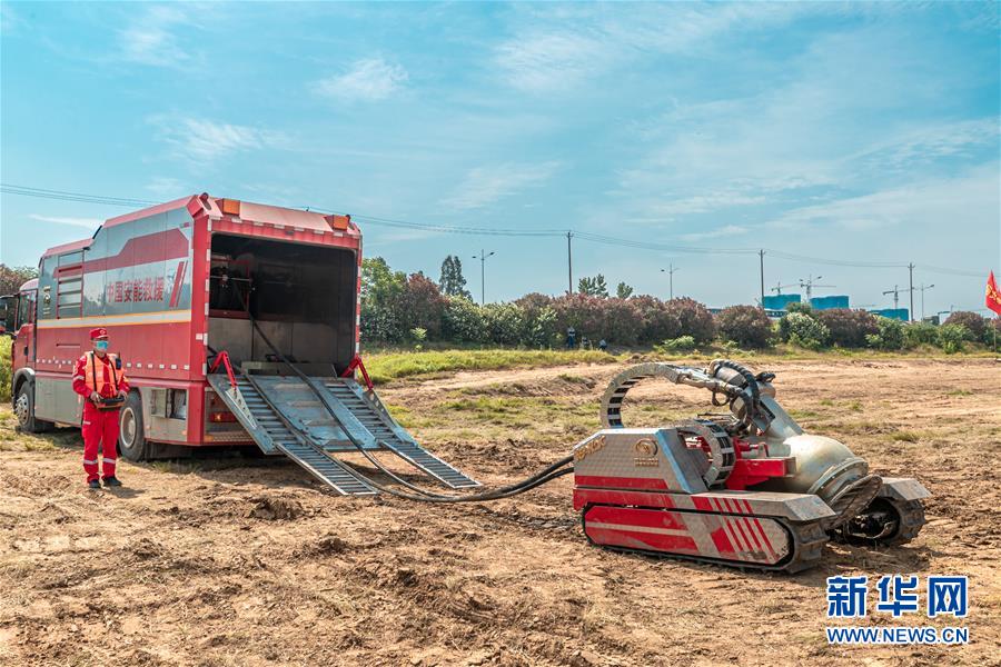 (新華全媒頭條·圖文互動(dòng))(5)抗洪利器助力抗洪一線(xiàn)