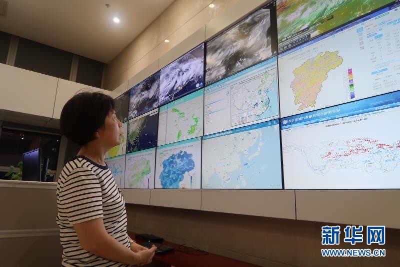 (新華全媒頭條·圖文互動(dòng))(7)抗洪利器助力抗洪一線(xiàn)