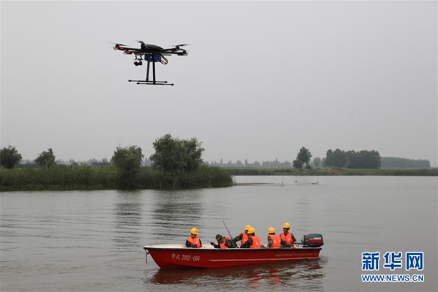 (新華全媒頭條·圖文互動(dòng))(8)抗洪利器助力抗洪一線(xiàn)