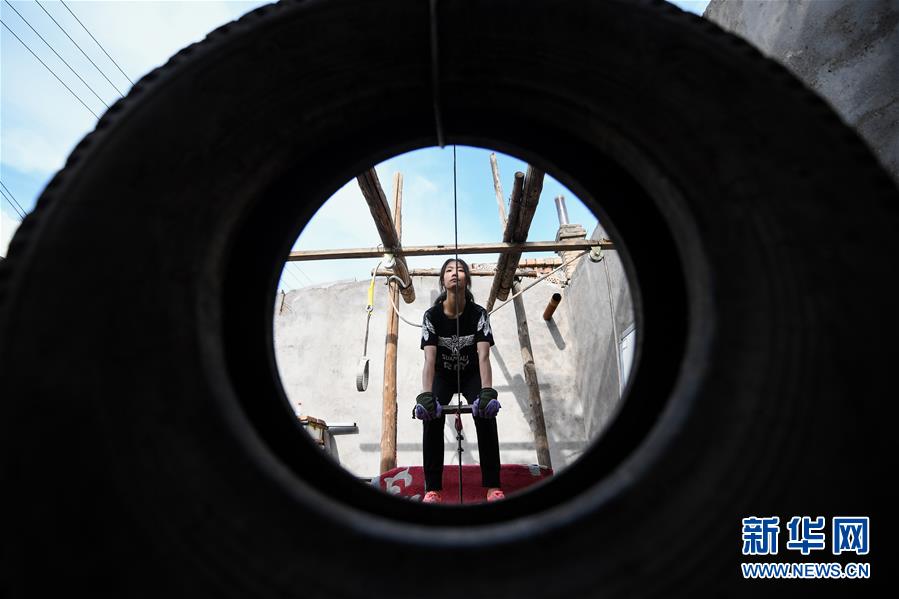 （體育&middot;圖文互動(dòng)）（12）父愛如燈  伴我奔跑