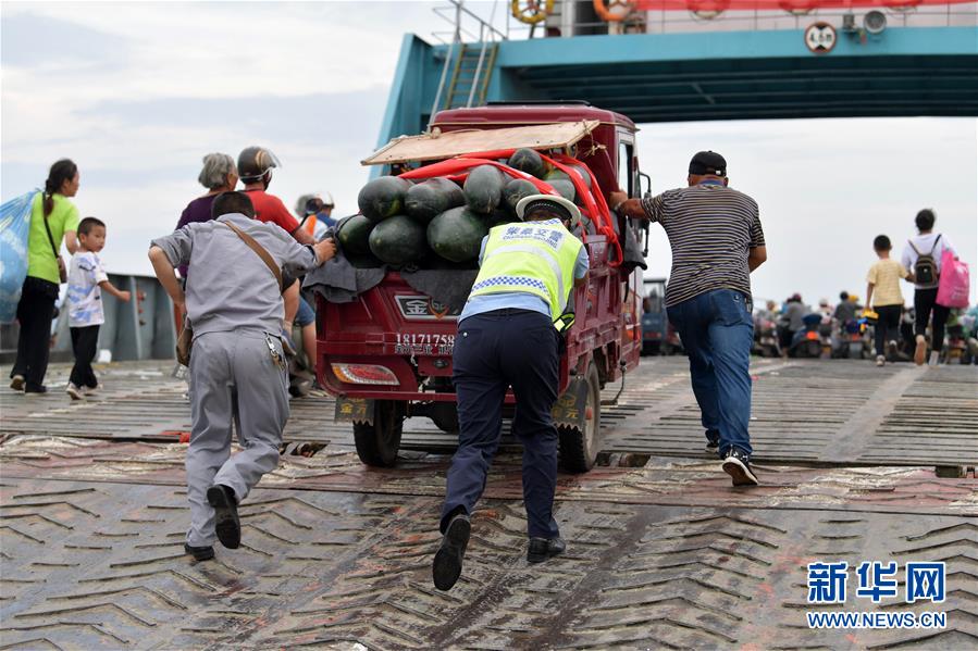 （新華全媒頭條&middot;圖文互動）（3）百萬群眾大轉(zhuǎn)移&mdash;&mdash;抗洪搶險(xiǎn)救援直擊