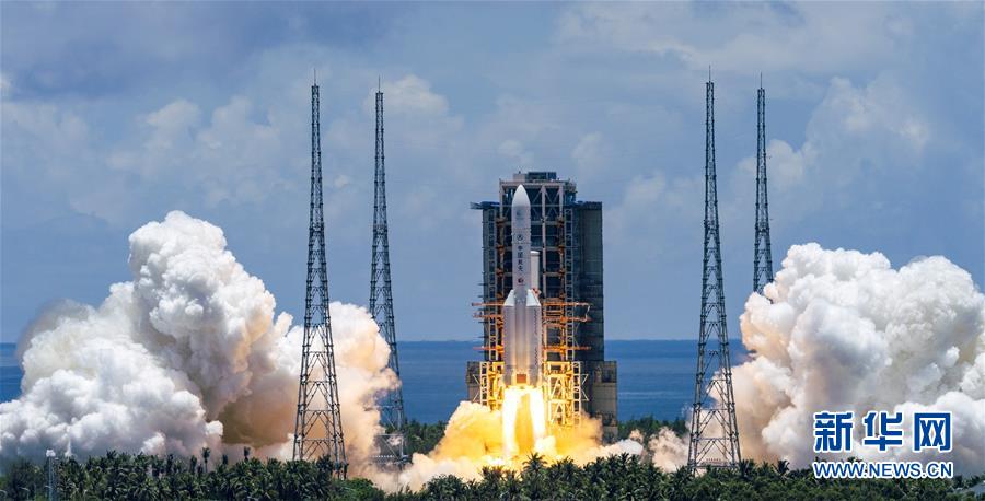 (科技)(1)長征五號遙四運載火箭點火升空 我國首次火星探測任務(wù)開始