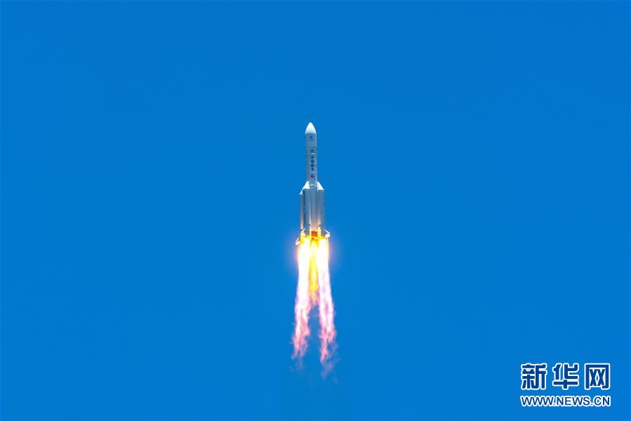 (科技)(4)長征五號遙四運載火箭點火升空 我國首次火星探測任務(wù)開始