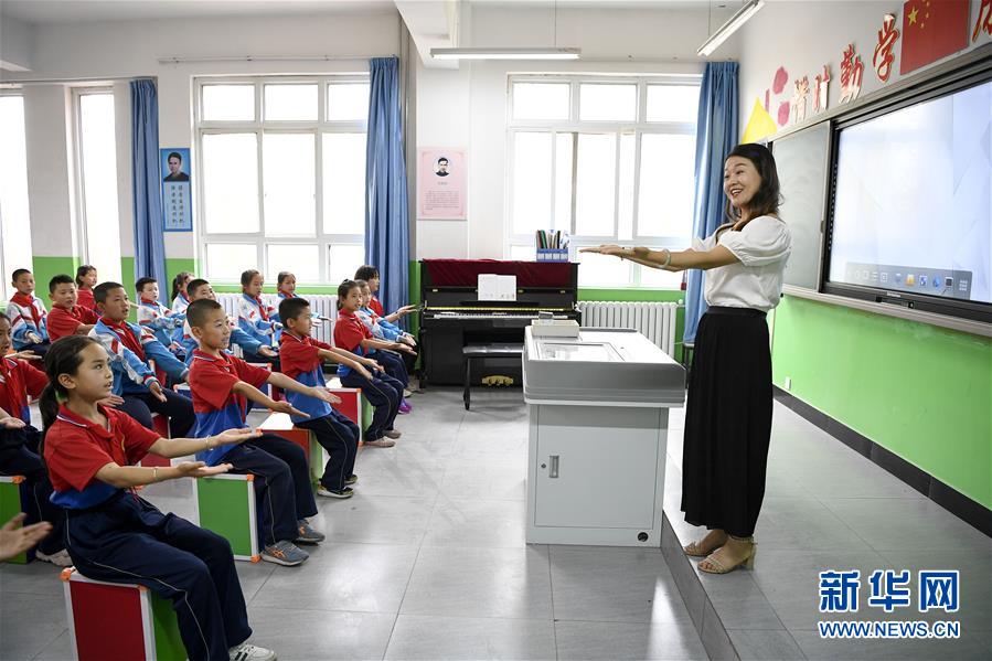 （新華全媒頭條&middot;走向我們的小康生活&middot;圖文互動）（15）23萬人的命運轉(zhuǎn)折&mdash;&mdash;我國最大易地生態(tài)移民安置區(qū)的脫貧密碼