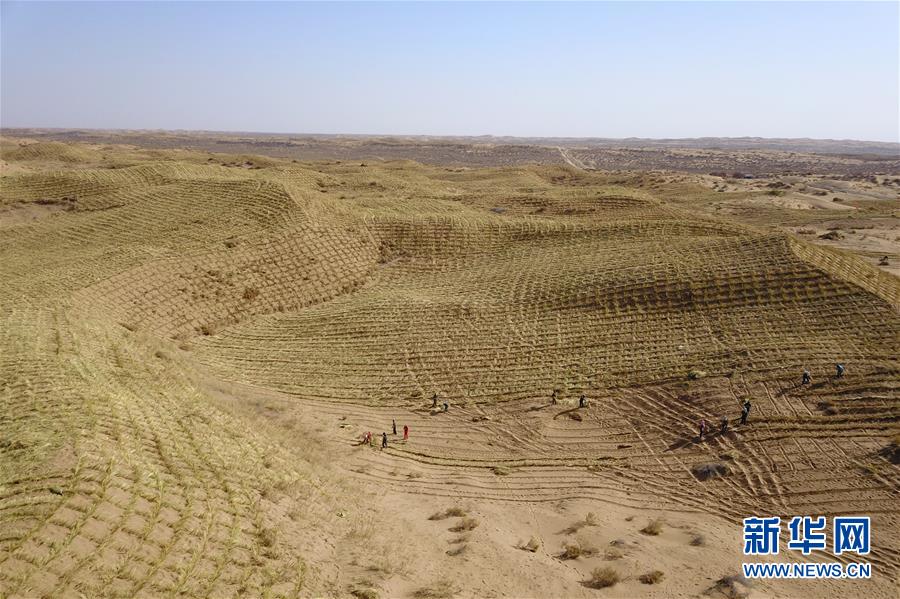 （在習(xí)近平新時(shí)代中國(guó)特色社會(huì)主義思想指引下&mdash;&mdash;新時(shí)代新作為新篇章&middot;習(xí)近平總書記關(guān)切事&middot;圖文互動(dòng)）（4）綠色映底蘊(yùn)，山水見初心&mdash;&mdash;生態(tài)優(yōu)先、綠色發(fā)展持續(xù)造福群眾美好生活