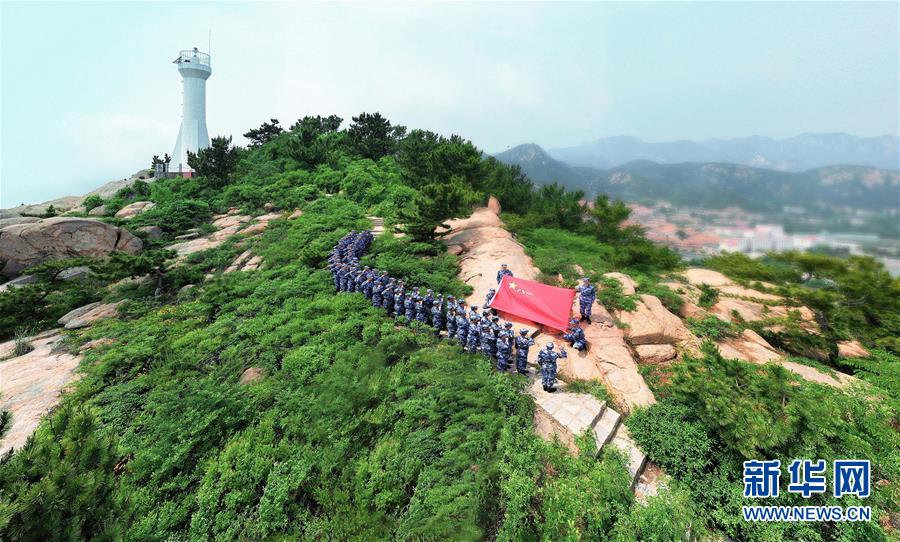 （在習近平強軍思想指引下&middot;我們在戰(zhàn)位報告&middot;圖文互動）（4）鍛造共和國&ldquo;水下盾牌&rdquo;&mdash;&mdash;北部戰(zhàn)區(qū)海軍某潛艇部隊備戰(zhàn)打仗記事