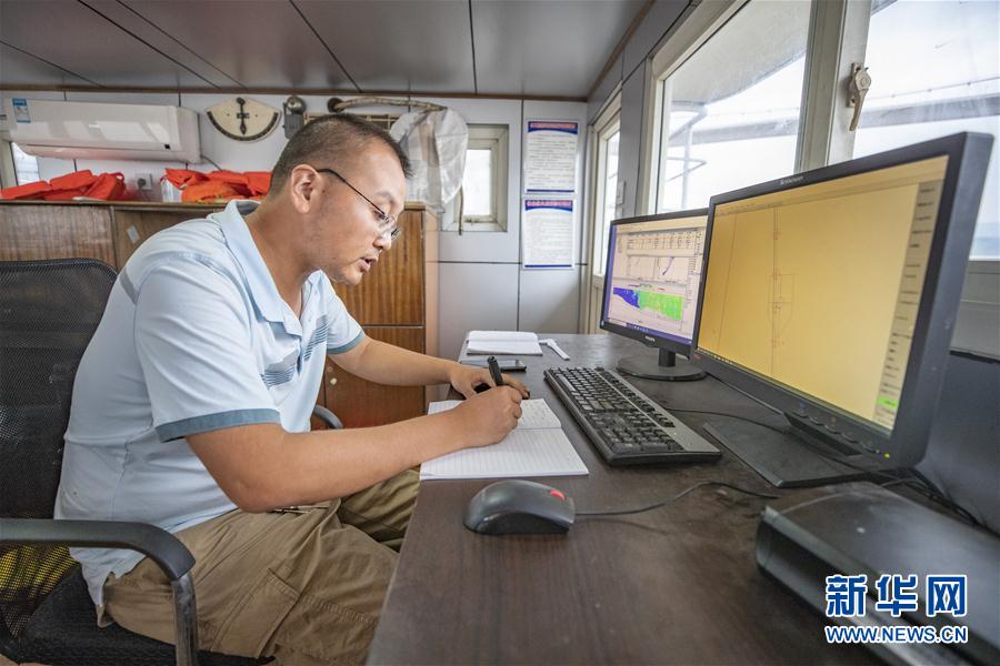 （防汛抗洪&middot;圖文互動）（9）筑起防大汛的堅強防線&mdash;&mdash;重慶防御長江、嘉陵江過境洪峰現(xiàn)場記錄