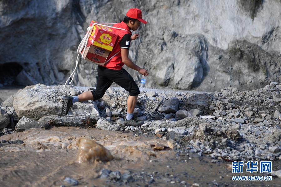 （防汛抗洪&middot;圖文互動(dòng)）（5）七夕前夜，為莫諾村架起&ldquo;生命之橋&rdquo;