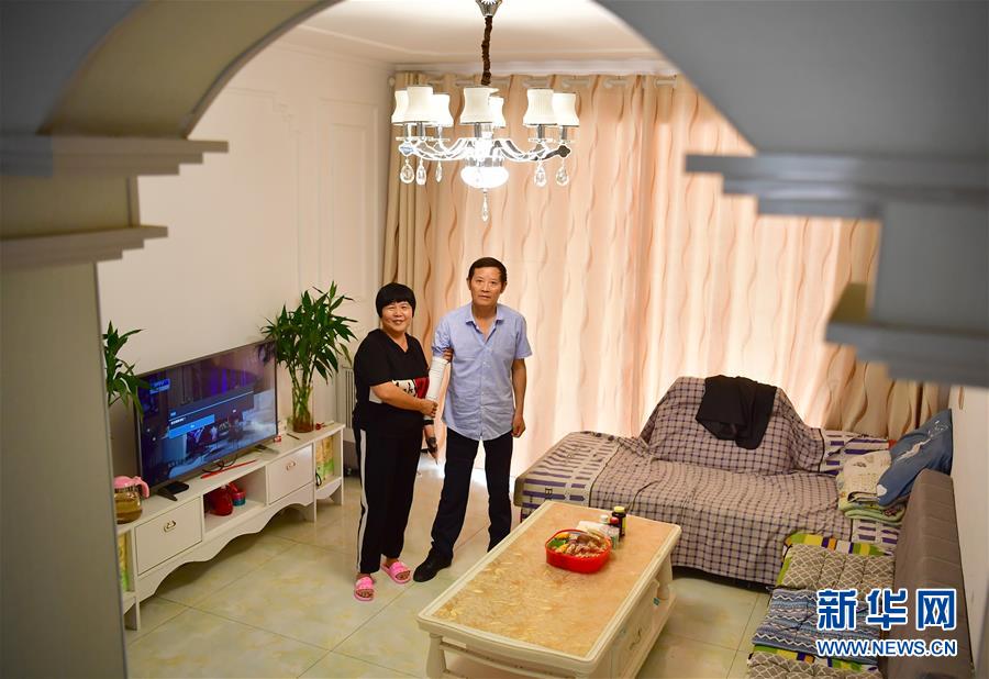 （走向我們的小康生活&middot;圖文互動(dòng)）（2）&ldquo;樓上過(guò)日子，樓下賺票子&rdquo;&mdash;&mdash;來(lái)自陜西安康的易地扶貧搬遷一線(xiàn)觀察