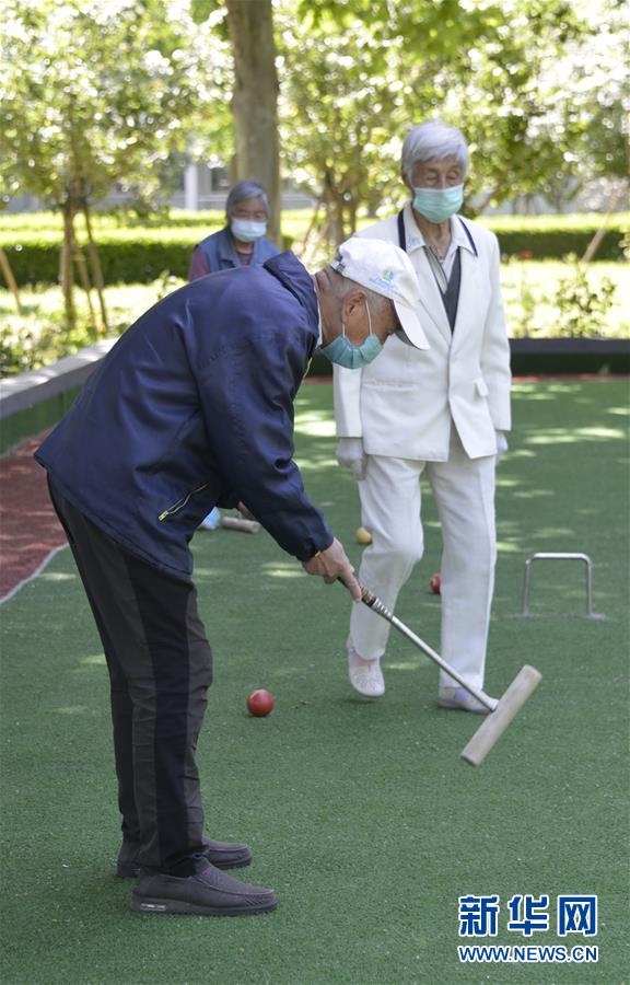 （走向我們的小康生活&middot;圖文互動）（5）北京&ldquo;老有所養(yǎng)&rdquo;的床邊、身邊、周邊事