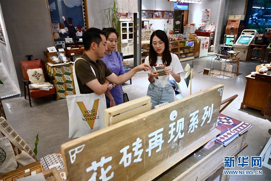 （特區(qū)40年&middot;圖文互動）（3）老廠房變身&ldquo;夢工廠&rdquo;折射廈門經(jīng)濟(jì)特區(qū)40年變遷