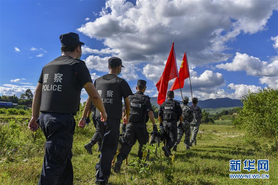 (熱點鮮報·圖文互動)(6)應(yīng)戰(zhàn)陸路輸入疫情——云南瑞麗抗疫七日記