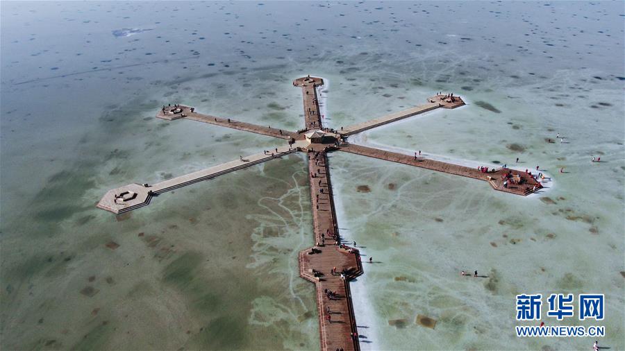 （坐著高鐵看中國(guó)）（6）青藏鐵路串起高原旅游&ldquo;珍珠鏈&rdquo;