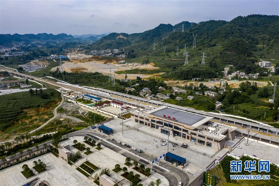 （新華全媒頭條&middot;走向我們的小康生活&middot;決戰(zhàn)決勝脫貧攻堅(jiān)&middot;圖文互動(dòng)）（3）昭通之變&mdash;&mdash;全國貧困人口最多的地級(jí)市跨越記