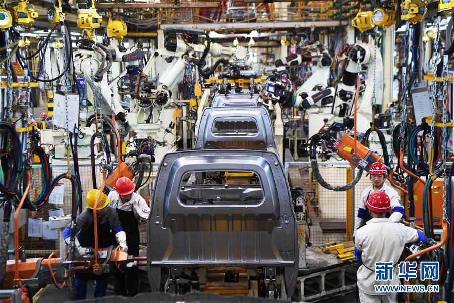 (新華全媒頭條·圖文互動)(3)擘畫新藍(lán)圖 開啟新征程——寫在黨的十九屆五中全會召開之際