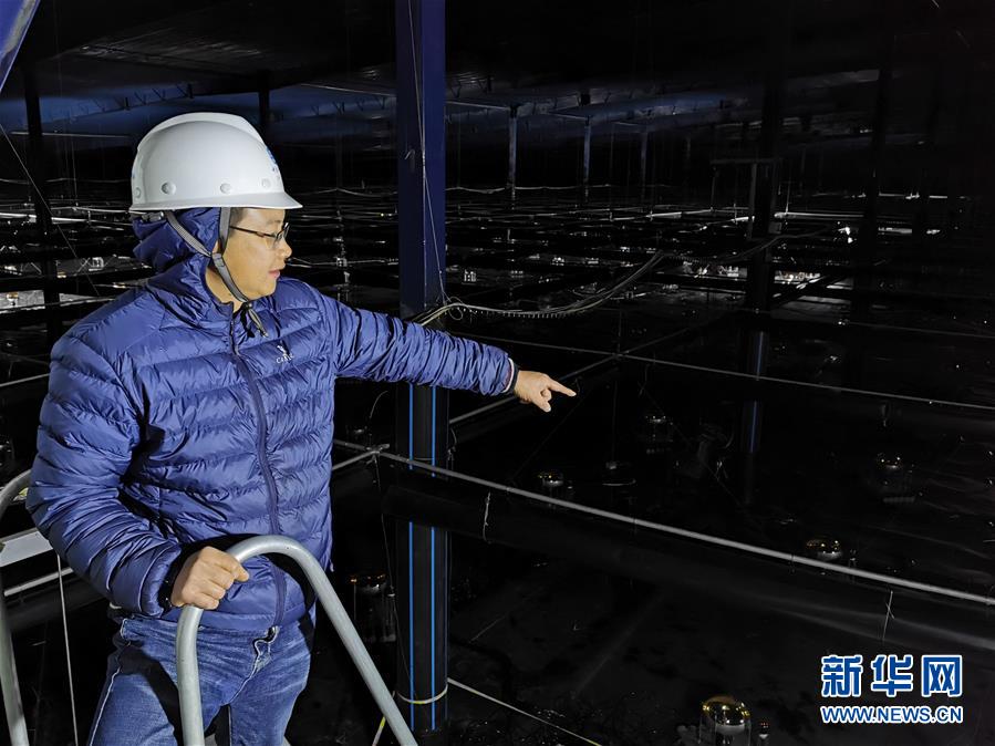 （青春的夢(mèng)想 青春的奮斗&middot;圖文互動(dòng)）（2）年輕，就要無(wú)悔擔(dān)當(dāng)&mdash;&mdash;青春在奉獻(xiàn)中閃光