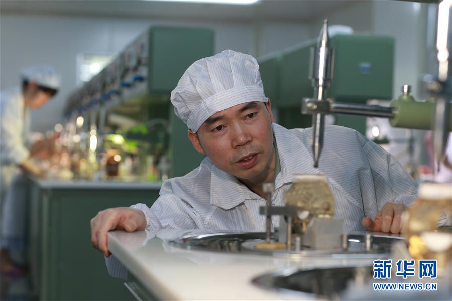 （在習(xí)近平強(qiáng)軍思想指引下&middot;我們在戰(zhàn)位報告&middot;圖文互動）（5）向著未來戰(zhàn)場沖鋒&mdash;&mdash;國防科技大學(xué)科研創(chuàng)新記事