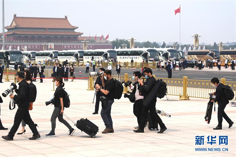 （兩會(huì)&middot;政協(xié)開(kāi)幕&middot;XHDW）（3）全國(guó)政協(xié)十三屆三次會(huì)議開(kāi)幕