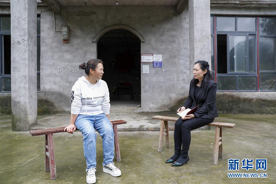 （兩會人物&middot;圖文互動）（4）帶娃、賺錢兩不誤&mdash;&mdash;一位農(nóng)民工代表眼中的脫貧新工作