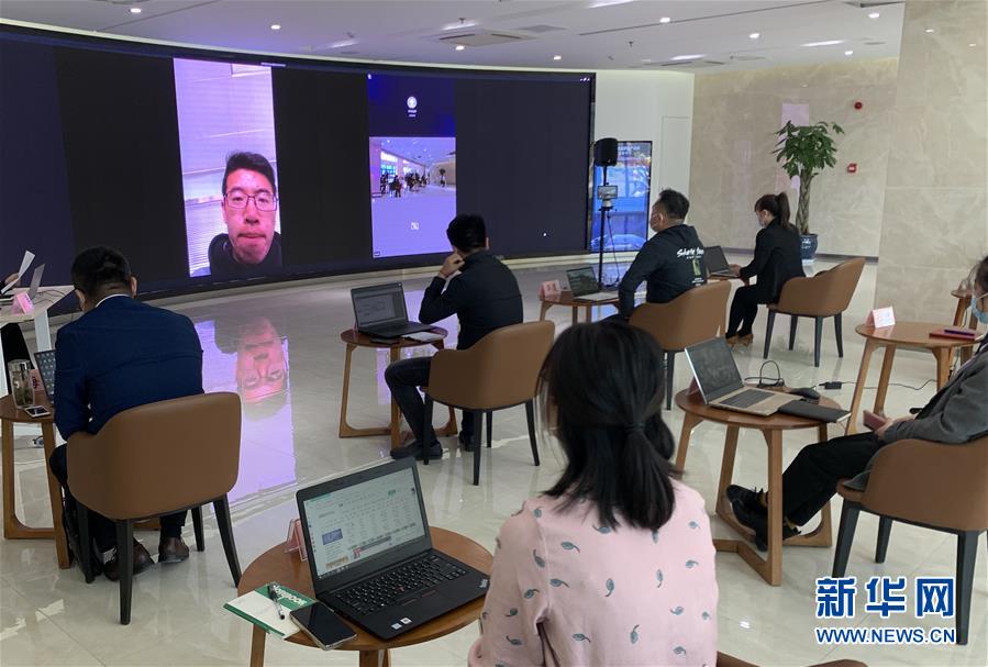 （新華全媒頭條&middot;兩會(huì)特別報(bào)道&middot;圖文互動(dòng)）（5）砥礪前行 使命必達(dá)&mdash;&mdash;從全國兩會(huì)看中國信心