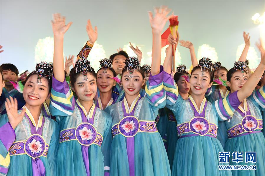 （國慶70周年&middot;聯(lián)歡活動）慶祝中華人民共和國成立70周年聯(lián)歡活動在京舉行