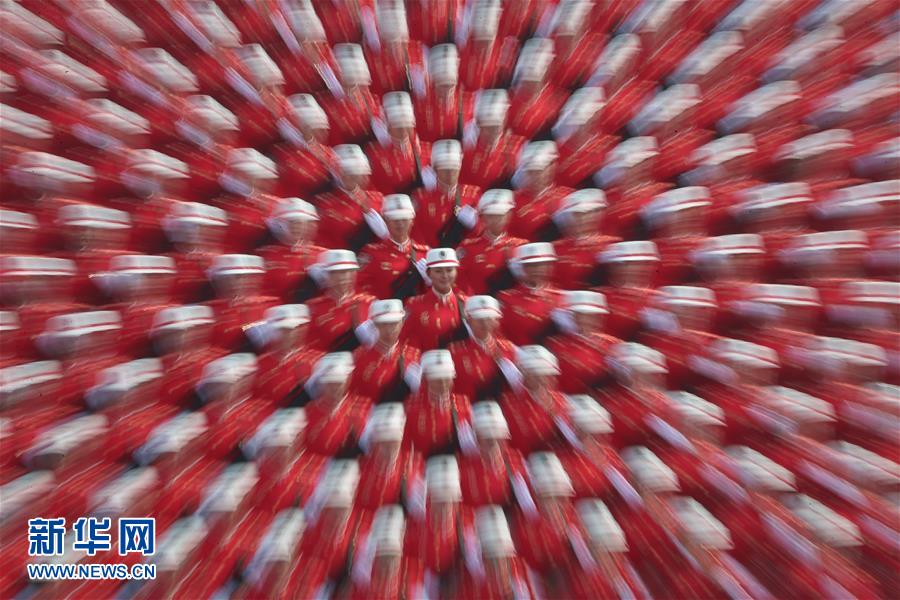 （國慶70周年&middot;慶祝大會(huì)）慶祝中華人民共和國成立70周年大會(huì)在京隆重舉行