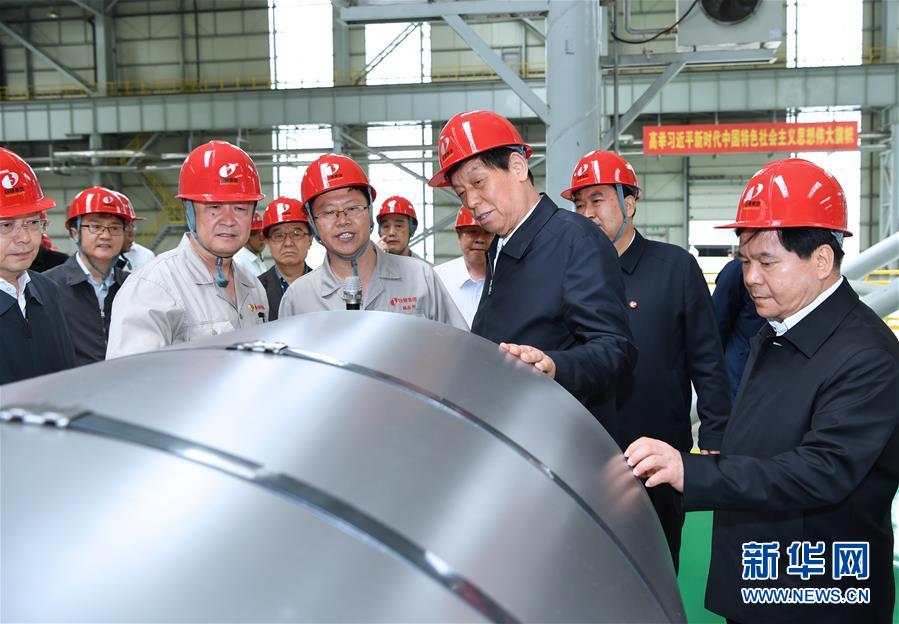 (時(shí)政)(1)栗戰(zhàn)書在內(nèi)蒙古檢查大氣污染防治法實(shí)施情況