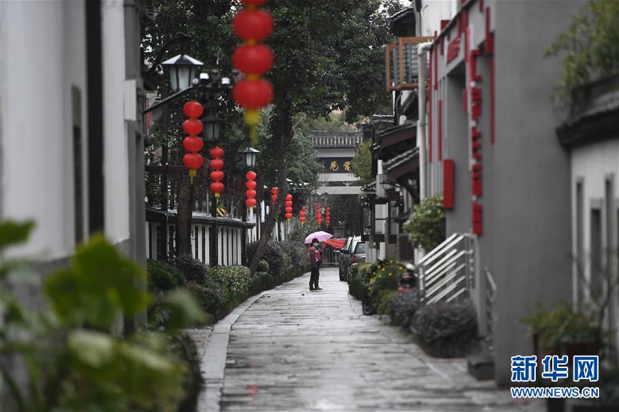 （在習(xí)近平新時(shí)代中國(guó)特色社會(huì)主義思想指引下&mdash;&mdash;新時(shí)代新作為新篇章&middot;習(xí)近平總書(shū)記關(guān)切事&middot;圖文互動(dòng)）（4）鑄成防疫&ldquo;鐵軍&rdquo;&mdash;&mdash;基層防疫&ldquo;硬核&rdquo;故事