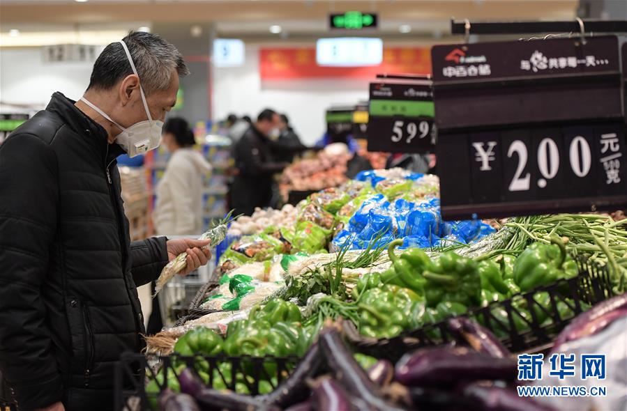 (在習(xí)近平新時(shí)代中國(guó)特色社會(huì)主義思想指引下——新時(shí)代新作為新篇章·習(xí)近平總書記關(guān)切事·圖文互動(dòng))(6)“菜籃子”里的力量——全國(guó)各地努力做好保障和改善民生工作在行動(dòng)