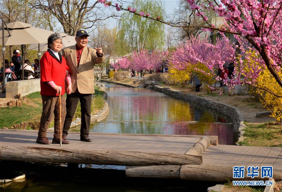 (習(xí)近平的小康故事·新華網(wǎng)·圖文互動(dòng))(8) “讓全體人民住有所居”——習(xí)近平和百姓安居的故事