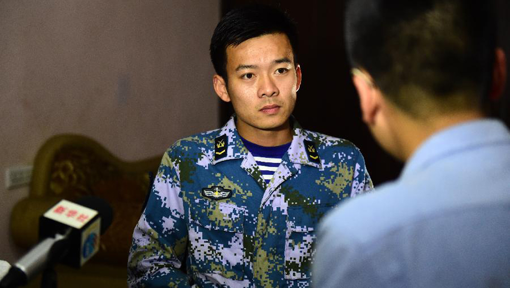 90后潛水員官東：&ldquo;在最危急的那一刻，我只想著趕緊救人&rdquo;