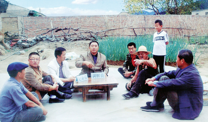 調(diào)解&ldquo;家長里短，雞毛蒜皮&rdquo;的小事情是李培斌從事的大事業(yè)
