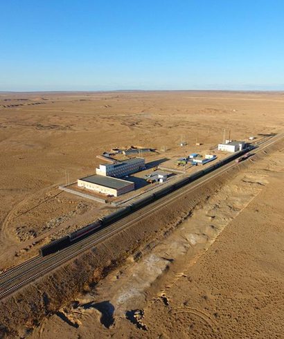 穿行在無(wú)人禁區(qū)的&ldquo;生命列車(chē)&rdquo;