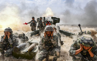 &ldquo;火力-2017&middot;青銅峽&rdquo; 站在怒吼的火炮背后有多震撼？