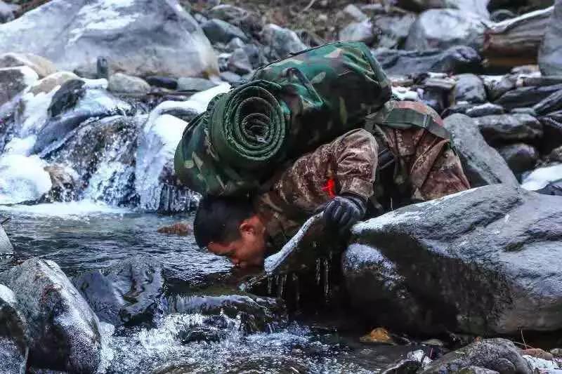 你是人間的大英雄！