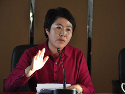 東遼縣檢察院掀起學(xué)習(xí)貫徹黨的十八大精神熱潮