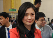 外長(zhǎng)記者會(huì)現(xiàn)場(chǎng)女記者