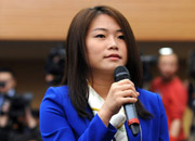 人民日?qǐng)?bào)和人民網(wǎng)記者提問