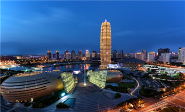 馬拉松城市觀察| 一場(chǎng)馬拉松，讓鄭州這個(gè)龍頭高高揚(yáng)起