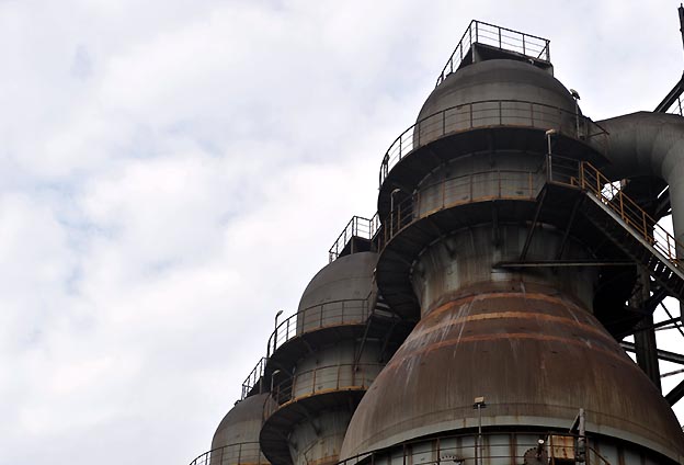 堅持以環(huán)保為前提，做到不環(huán)保不生產(chǎn)。